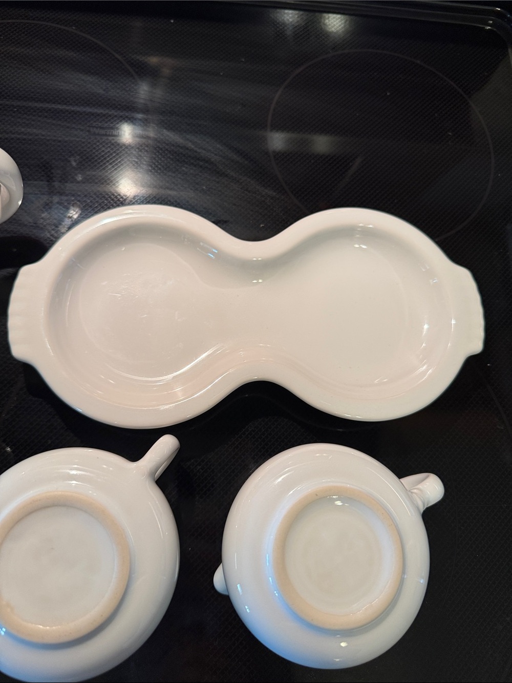 Fiestaware White Teapot with Sugar and Creamer plus Tray - Picture 9 of 10